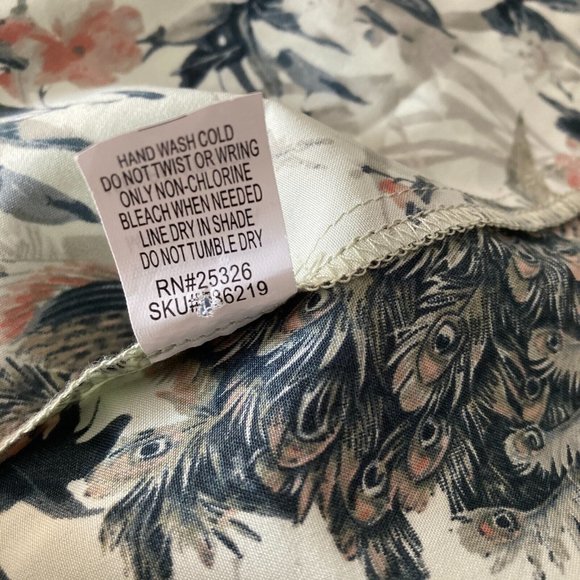 World Market Blouse Womens Small Medium Green Floral Peacocks Pleated Sleeve - Picture 5 of 9